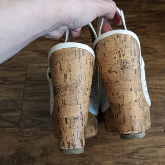 White Cork Wedges - Picture 3 of 8